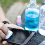 Koronavirüse karşı telefonlar nasıl temizlenmeli?